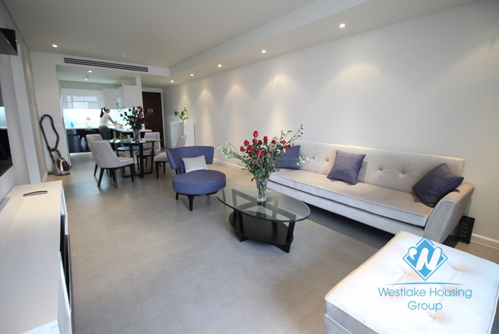 Natural light and modern apartment for rent in Watermark, Tay Ho, Ha Noi